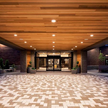 Delta Hotels By Marriott Minneapolis Northeast Exterior photo