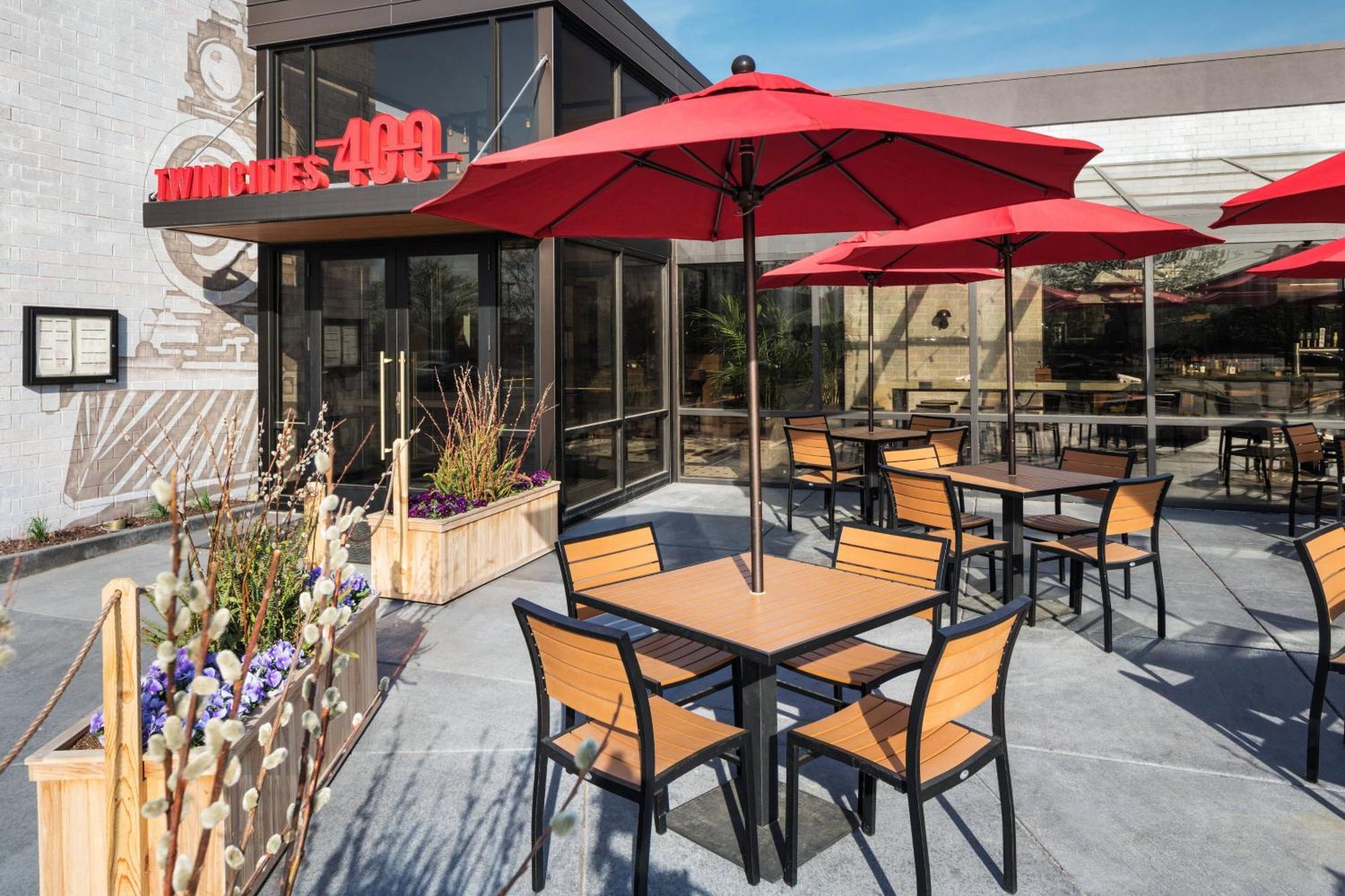 Delta Hotels By Marriott Minneapolis Northeast Exterior photo